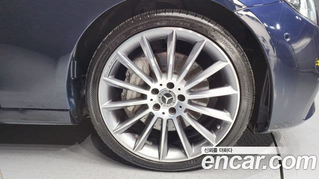 Mercedes-Benz E-класс W213 E350 4MATIC AMG Line Edition, 2021 все фото