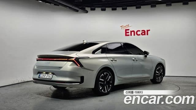 Kia The / новый New K8 гибрид Noblesse, 2025 2