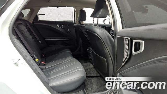 Kia The / новый New K8 гибрид Noblesse, 2025 11