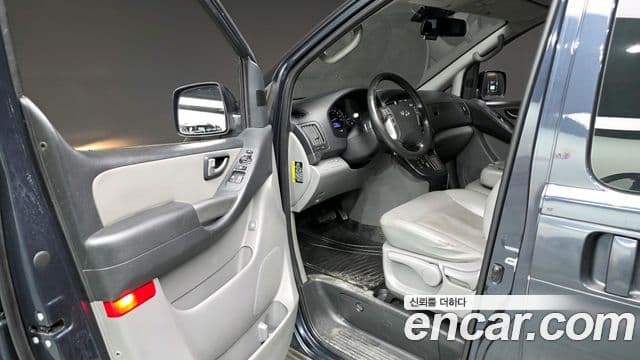 Hyundai Grand Starex Modern Special, 2017 10