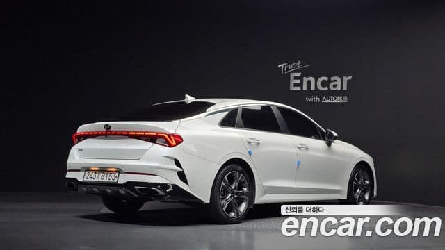 Kia K5 3세대 Signature, 2020 2
