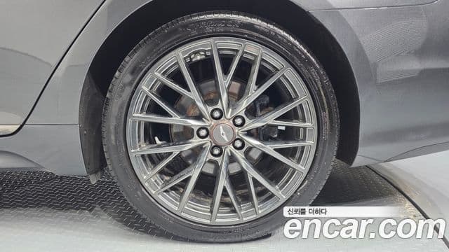 Genesis G80 Premium Luxury, 2018 все фото