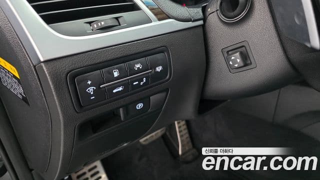 Genesis G80 Premium Luxury, 2018 17