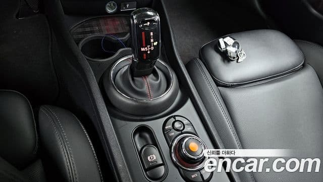 Mini Cooper SD 클럽맨 2세대, 2020 9