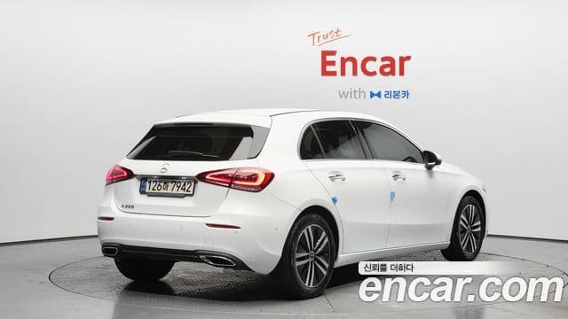 Mercedes-Benz A-класс W177 A220 хэтчбек, 2022 2