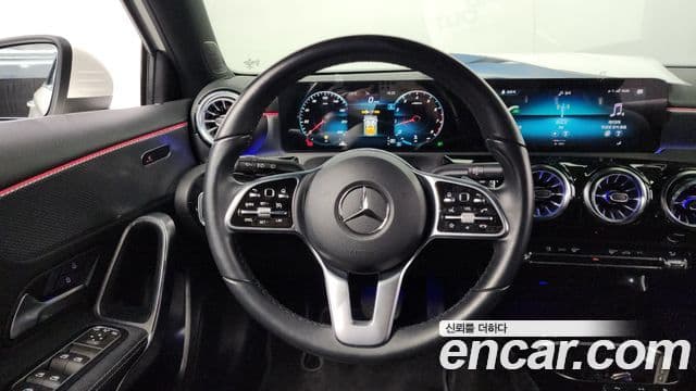 Mercedes-Benz A-класс W177 A220 хэтчбек, 2022 16