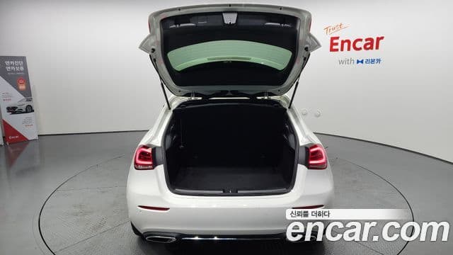 Mercedes-Benz A-класс W177 A220 хэтчбек, 2022 20