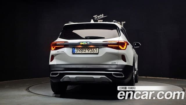 Kia Seltos Signature, 2023 4