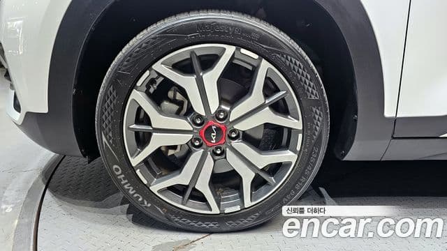 Kia Seltos Signature, 2023 все фото