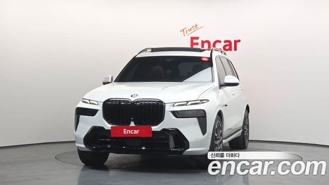 BMW X7 (G07) xDrive 40i M Sport 7인승, 2025 3