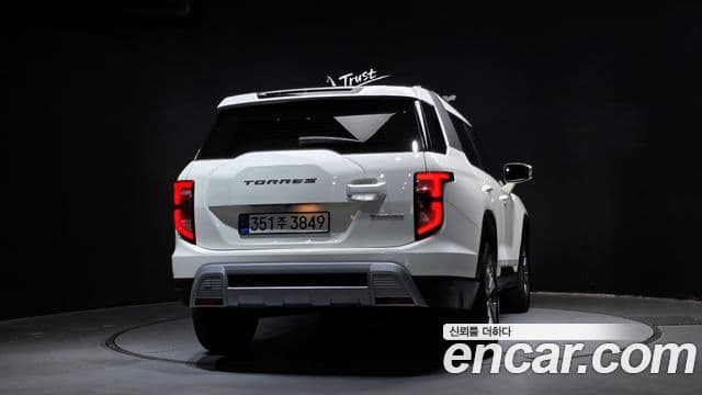 KG모빌리티(SsangYong) Torres T5, 2023 4
