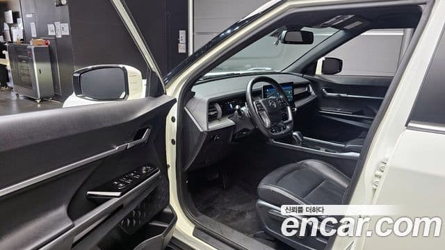 KG모빌리티(SsangYong) Torres T5, 2023 11