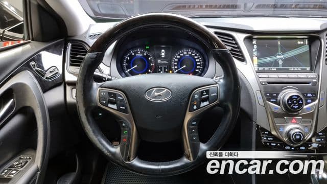 Hyundai Grandeur HG Luxury, 2012 13