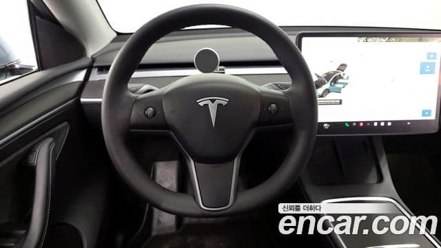 Tesla модель Y Long Range AWD, 2024 13