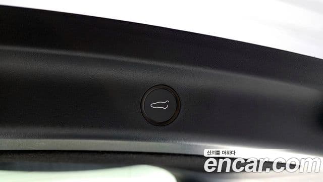 Tesla модель Y Long Range AWD, 2024 20