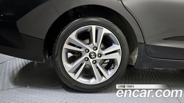 Hyundai Avante AD Special, 2016 все фото