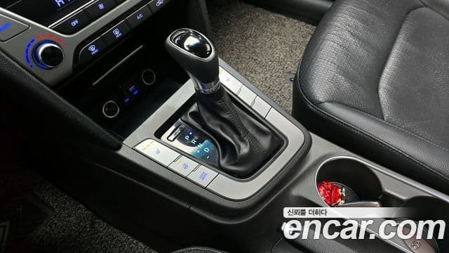 Hyundai Avante AD Special, 2016 9