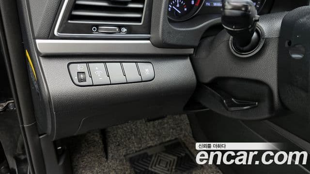 Hyundai Avante AD Special, 2016 15