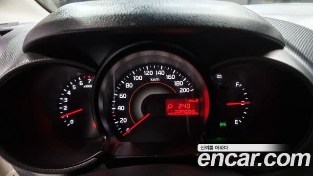 Kia Ray Deluxe, 2015 8