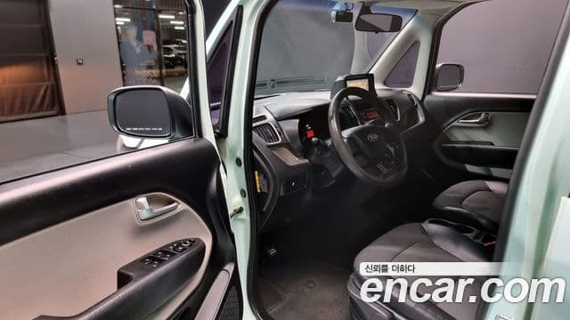 Kia Ray Deluxe, 2015 11