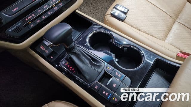 Kia The / новый New Carnival Noblesse, 2019 9