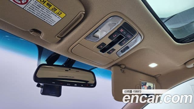 Kia The / новый New Carnival Noblesse, 2019 17