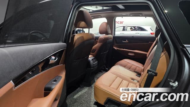 Kia The / новый New Sorento Master, 2019 12