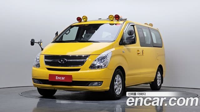 Hyundai Grand Starex детский перевозочный автомобиль, 2013 1