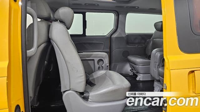 Hyundai Grand Starex детский перевозочный автомобиль, 2013 12