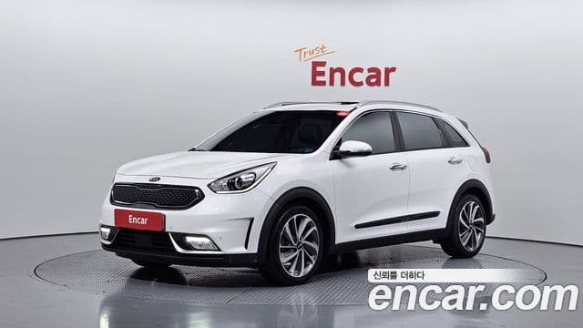 Kia Niro Noblesse, 2017 1