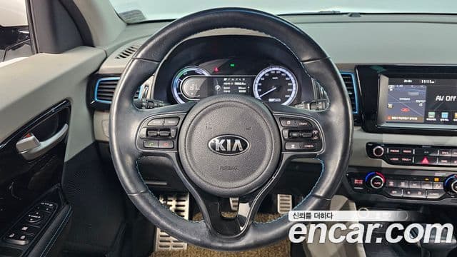 Kia Niro Noblesse, 2017 13