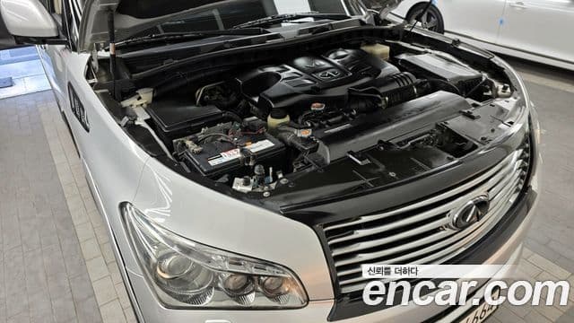 Infiniti QX56 3세대, 2011 6