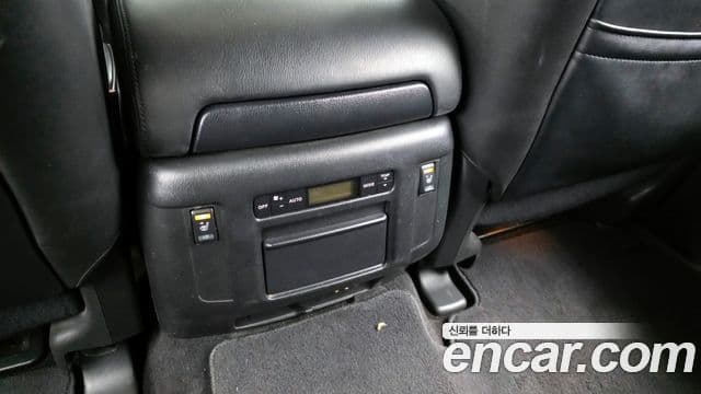 Infiniti QX56 3세대, 2011 19