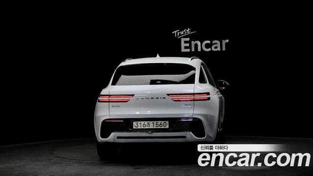 Genesis GV70, 2024 4
