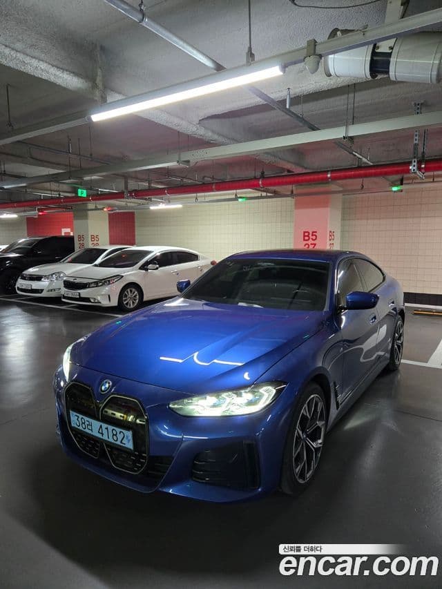 BMW i4 eDrive40 M Sport Pro, 2023 1