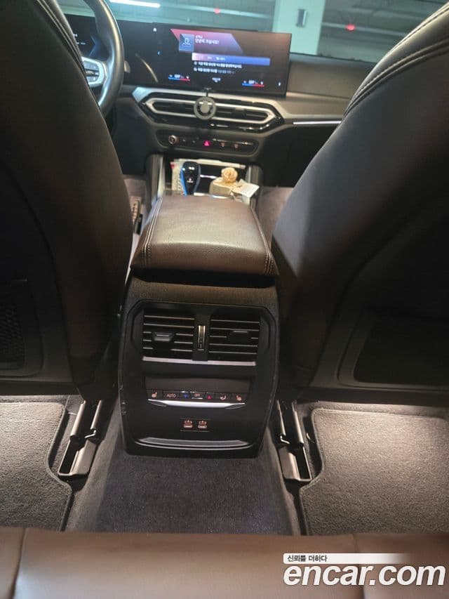 BMW i4 eDrive40 M Sport Pro, 2023 все фото