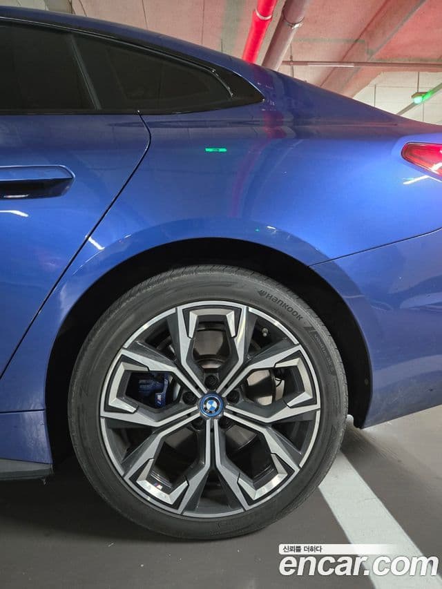 BMW i4 eDrive40 M Sport Pro, 2023 8