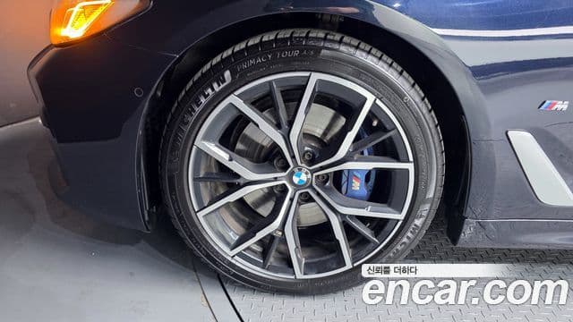 BMW 5시리즈 (G30) 530i M Sport, 2023 все фото