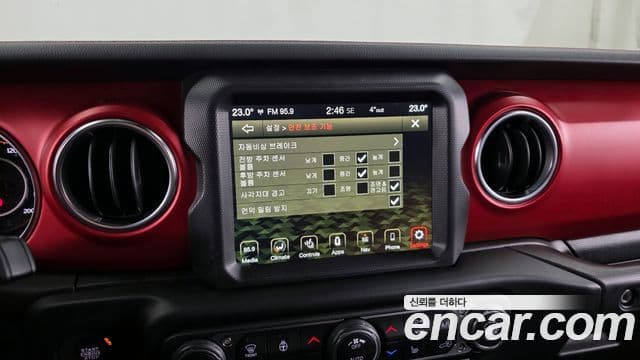 Jeep Wrangler (JL) 2.0 Rubicon Power top 4도어, 2023 16