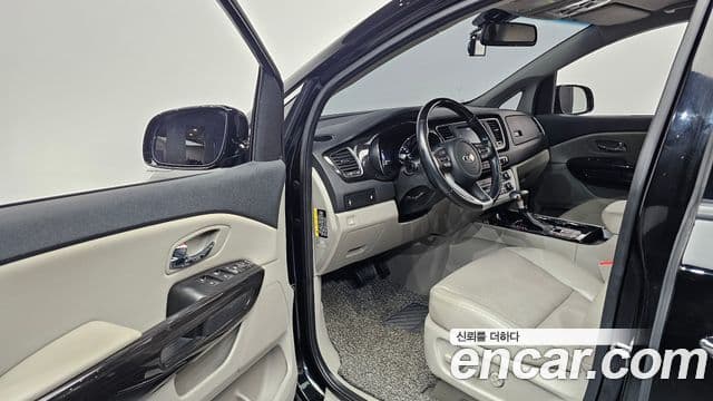 Kia The / новый New Carnival Prestige, 2020 10