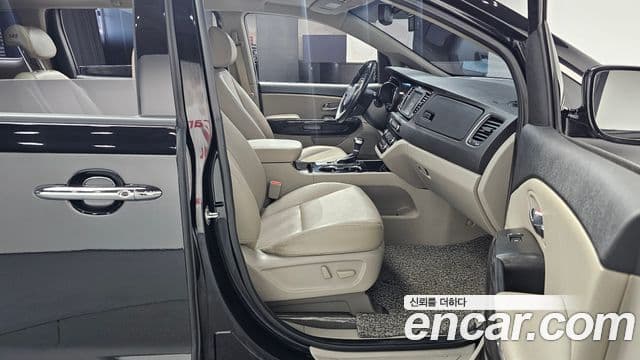 Kia The / новый New Carnival Prestige, 2020 11