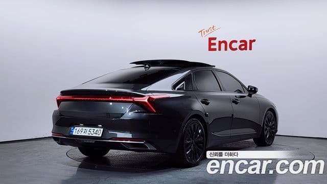 Kia K8 Signature, 2023 2