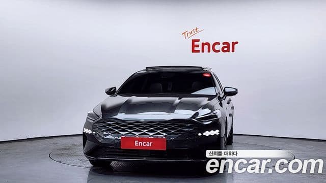 Kia K8 Signature, 2023 3