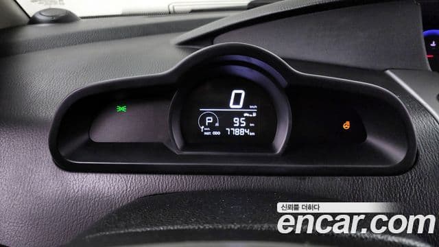 KG모빌리티(SsangYong) Korando 투리스모 4WD TX 9인승, 2017 8