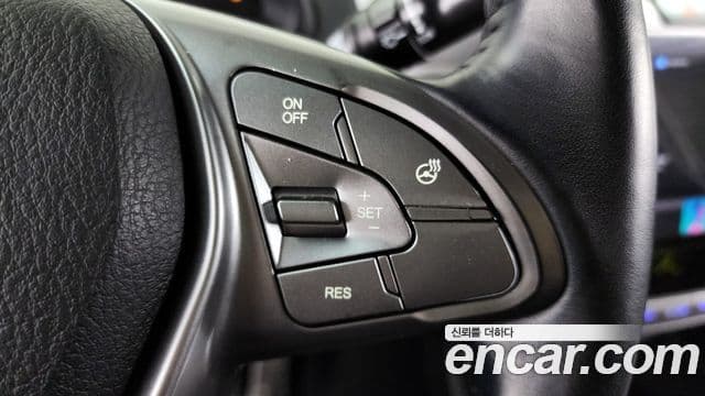 KG모빌리티(SsangYong) Korando 투리스모 4WD TX 9인승, 2017 18