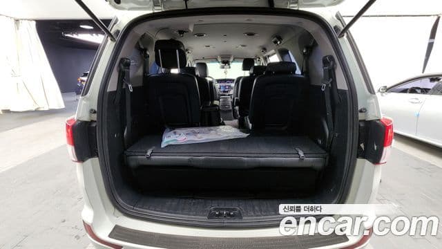 KG모빌리티(SsangYong) Korando 투리스모 4WD TX 9인승, 2017 20