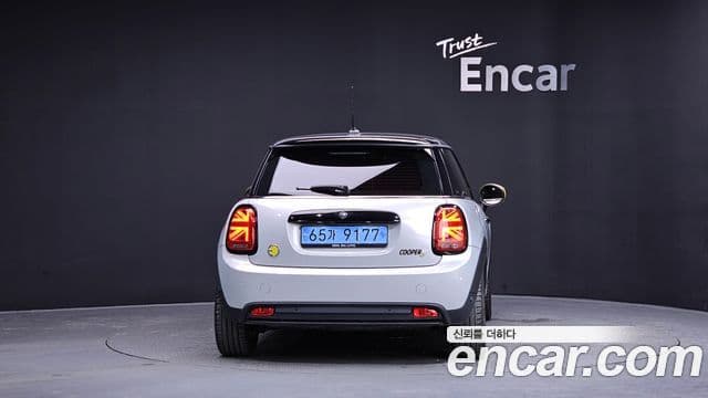 Mini Cooper Электрический (Electric) 3세대, 2022 4