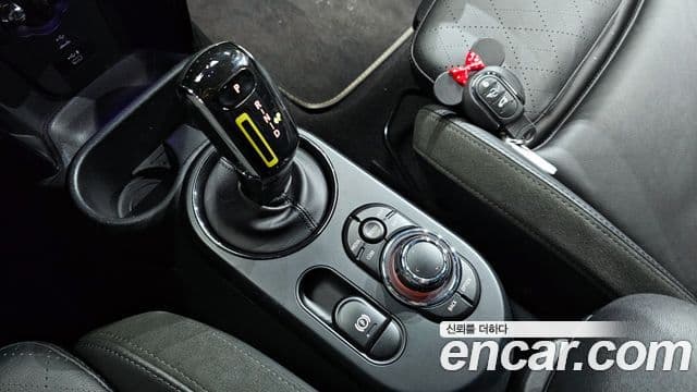 Mini Cooper Электрический (Electric) 3세대, 2022 9