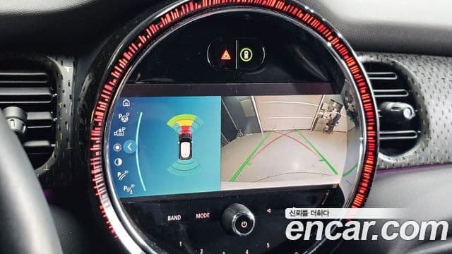 Mini Cooper Электрический (Electric) 3세대, 2022 15