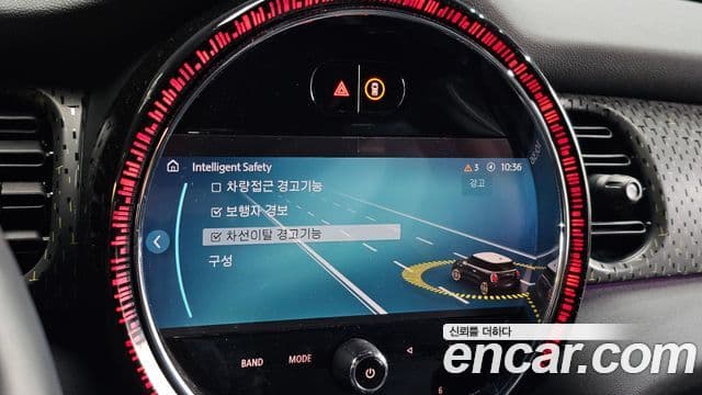 Mini Cooper Электрический (Electric) 3세대, 2022 16